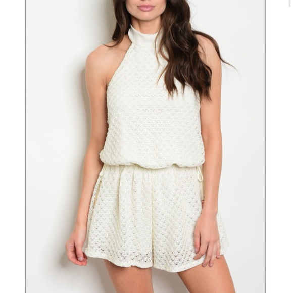🌵☀️Sleeveless halter neck smock waist romper - Picture 1 of 6